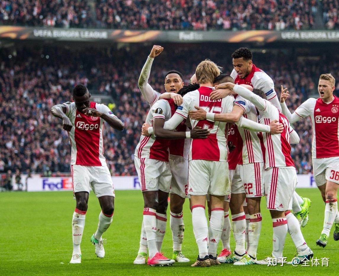 开云中国官网瓦伦西亚迎荷甲关键赛，赛前迎来里程碑，悬念犹存，临场指挥获称赞的简单介绍