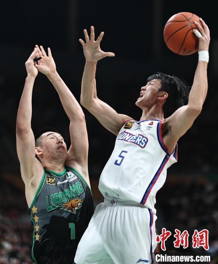 Kaiyun体育今晨辽宁本钢调整名单以备CBA常规赛,豪取连胜环节打磨,态度坚定,赛程密集仍需轮换的简单介绍